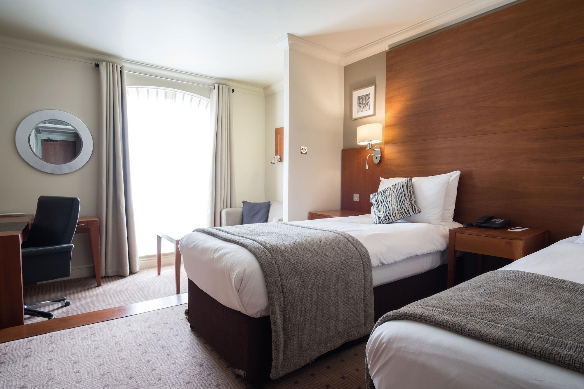 לידס Thorpe Park Hotel And Spa מראה חיצוני תמונה