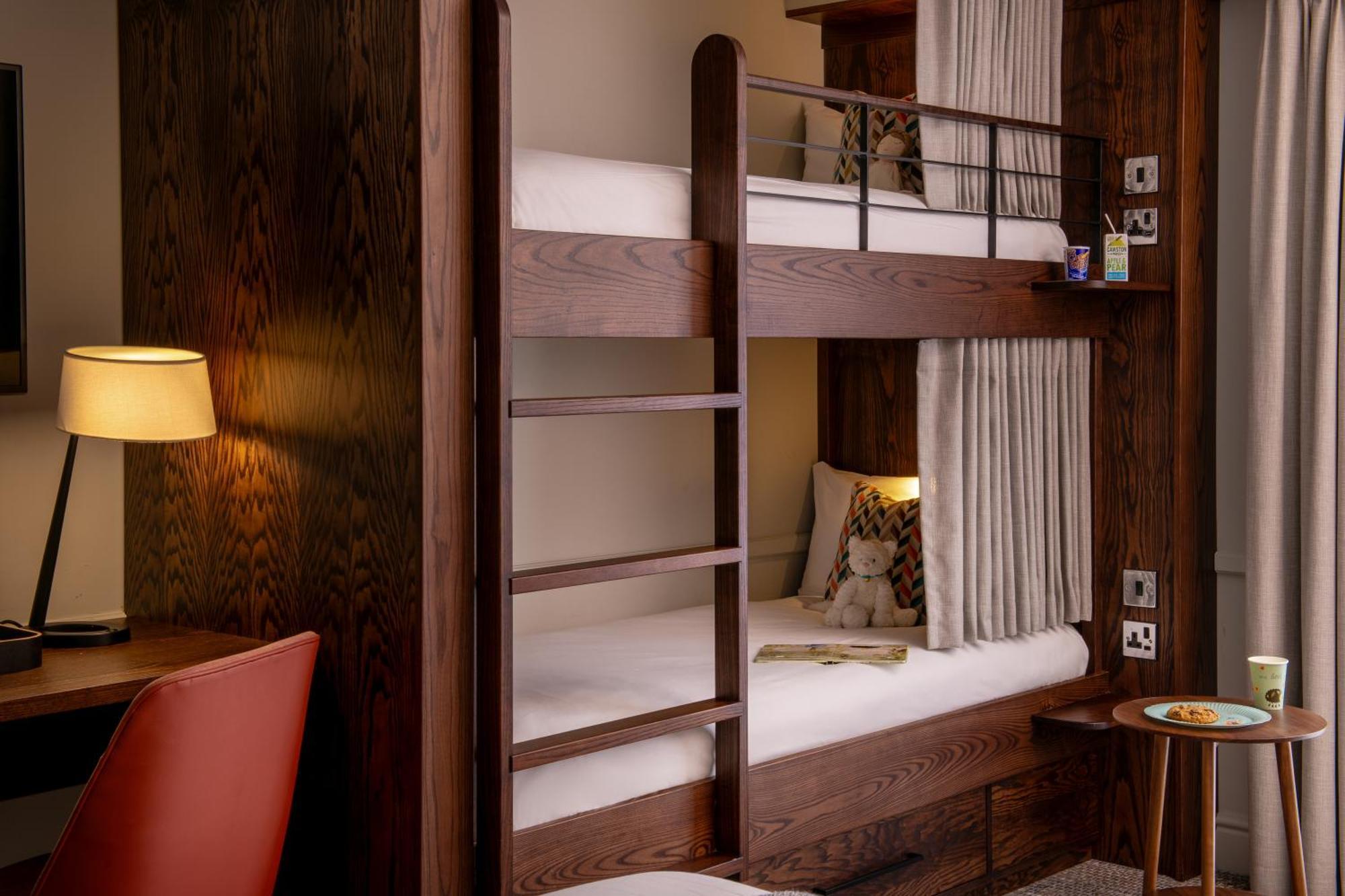 לידס Thorpe Park Hotel And Spa מראה חיצוני תמונה
